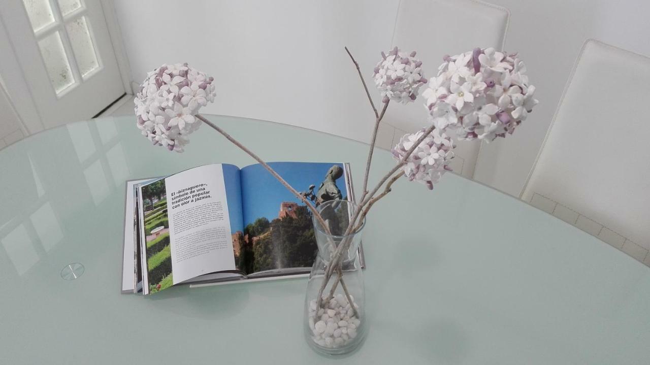 Apartamento E&R Malaga Centro- Parking Gratis Exterior photo